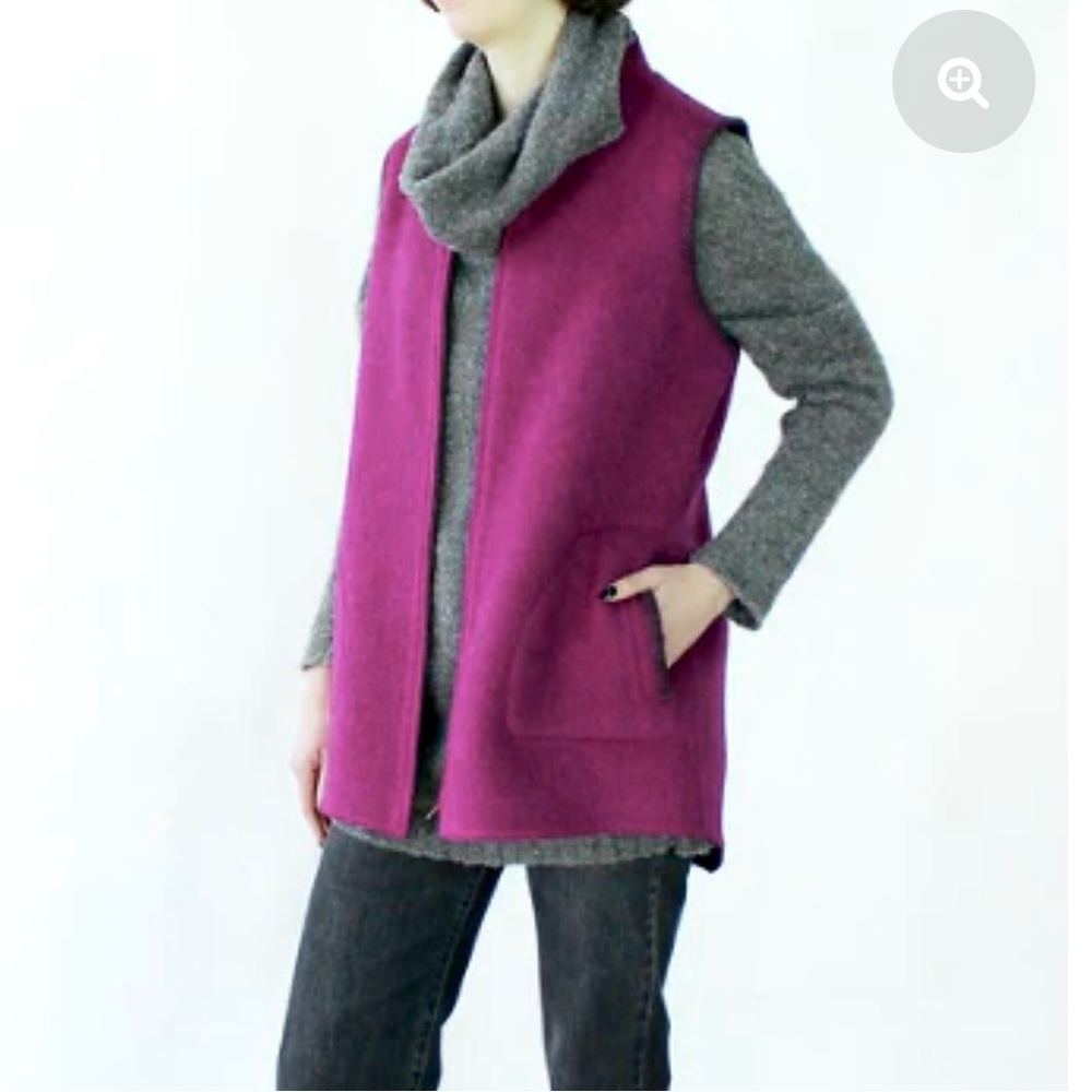Beyond Threads Reversible Blanket Stich Alpaca Wool Vest Jacket Fuchsia Black S